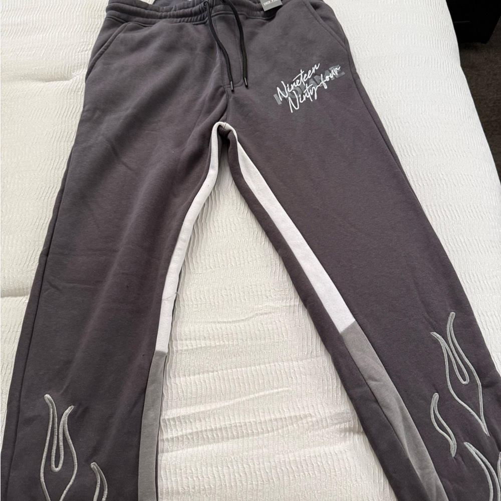 1994 Men’s Flare Flame Sweatpants **NEW**